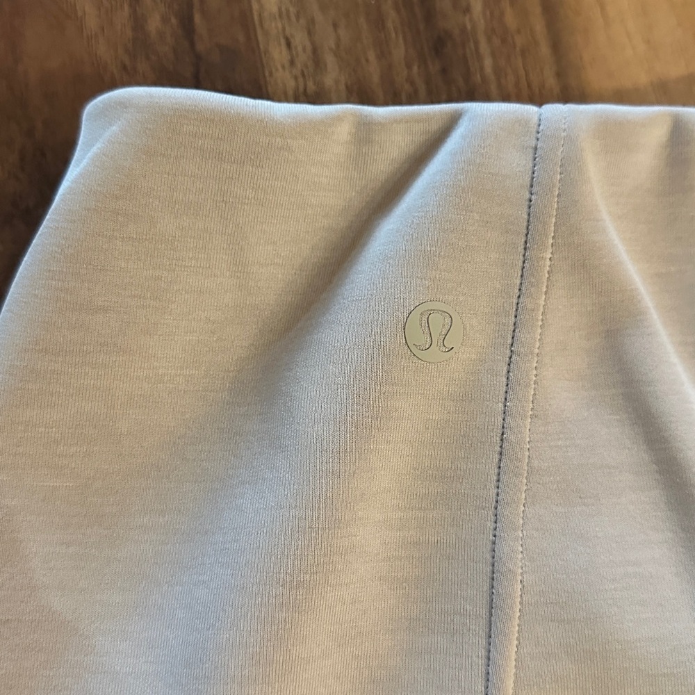 Lululemon Athletica Light Tan Activewear Set - Picture 6 of 6
